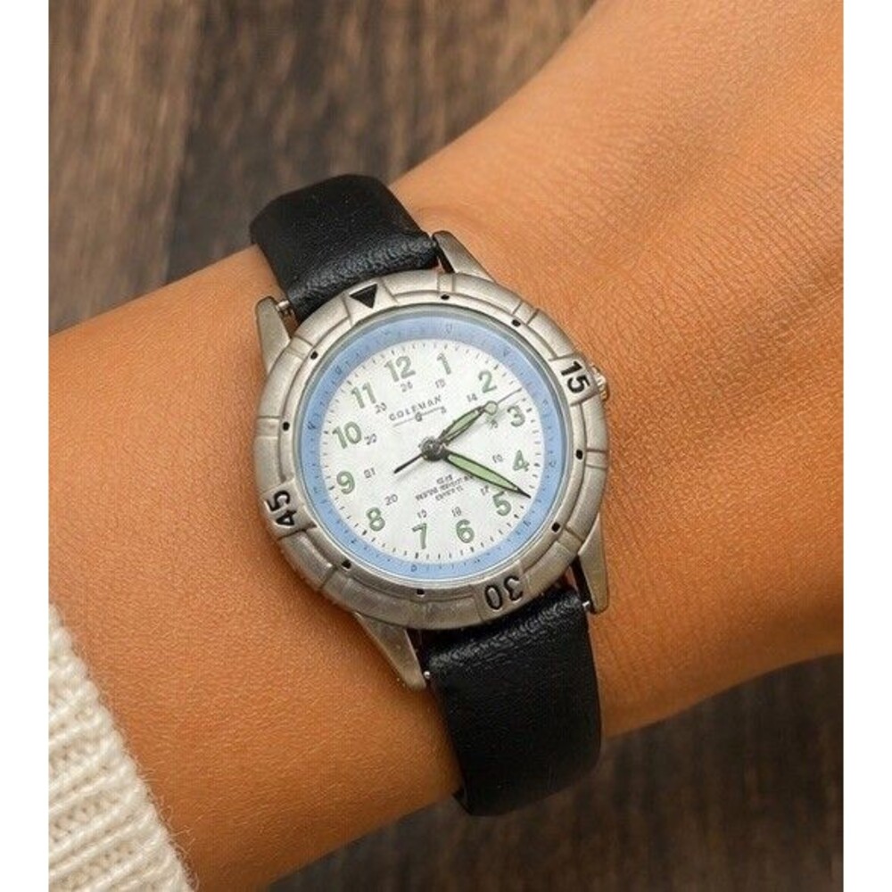 Ladies Coleman Field Rugged Silver Tone Black Leather Band Analog Watch Working